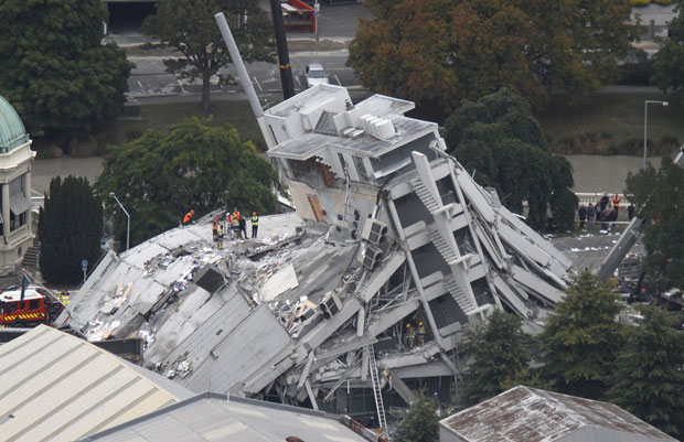 Nowa Zelandia zdjęcie: Sytuacja w Christchurch po 36 godzinach od trzęsienia ziemi.